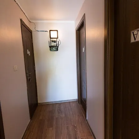 Hotel apartamentowy Ivavev Is Us Bythesea Eforiesud 4*