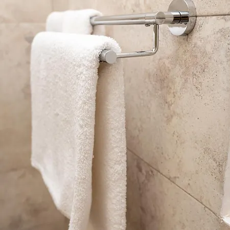 Hotel apartamentowy Ivavev Is Us Bythesea Eforiesud 4*