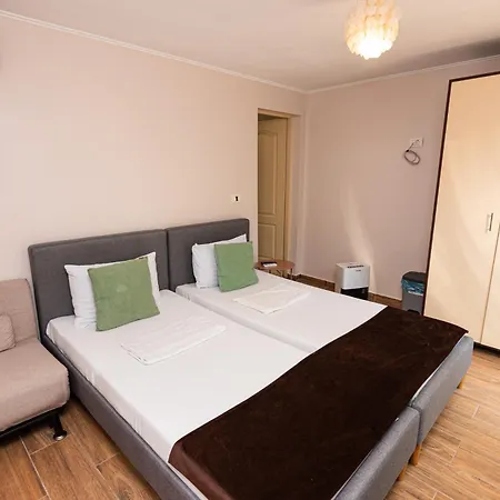 Ivavev Is Us Bythesea Eforiesud