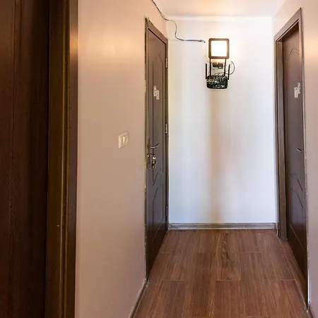 Hotel apartamentowy Ivavev Is Us Bythesea Eforiesud 4*