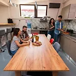 Ivavev Isus 公寓式酒店 南埃福列