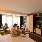 公寓式酒店 Ivavev Isus 南埃福列