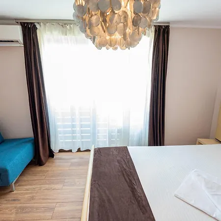 Ivavev Is Us Bythesea Eforiesud Apart Otel Eforie Sud (Constanta)
