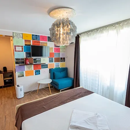 Apart Otel Ivavev Is Us Bythesea Eforiesud