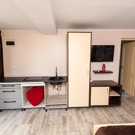 Aparthotel Ivavev Is Us Bythesea Eforiesud Eforie Sud (Constanta)