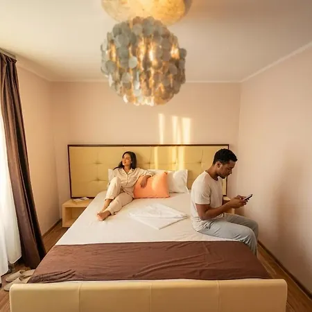 Aparthotel Ivavev Is'us 4*
